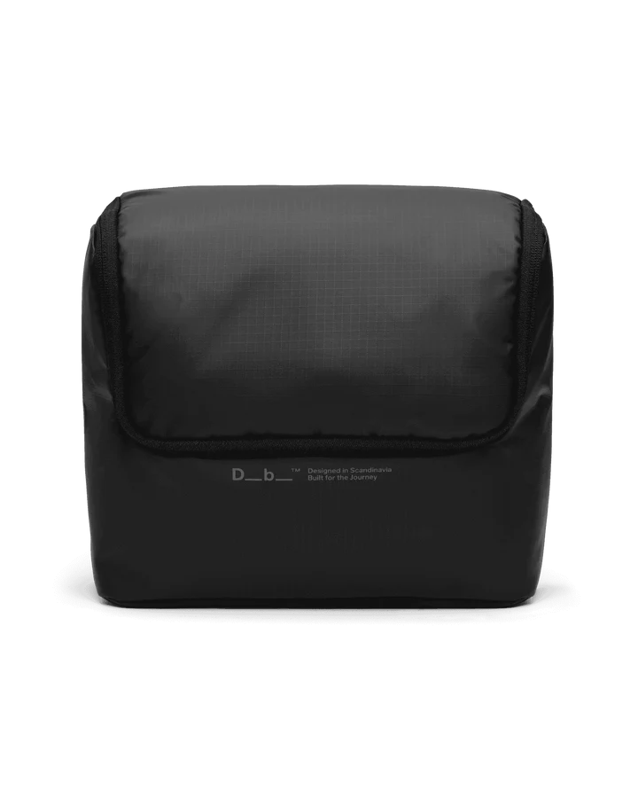 Db Journey - Essential Washbag M Black Out
