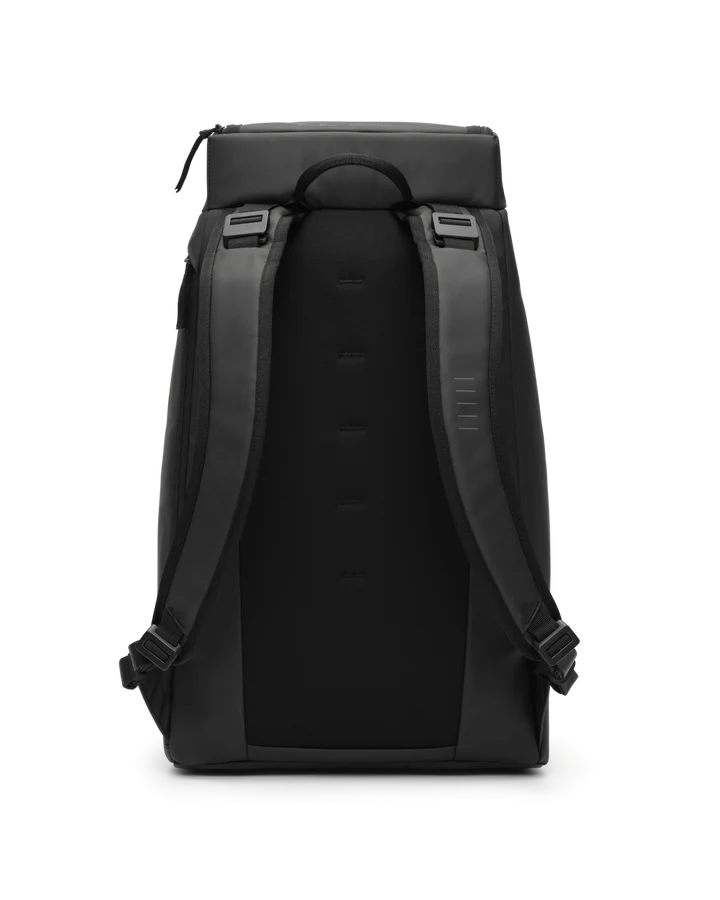 Db Journey - Hugger Backpack 30L Black Out