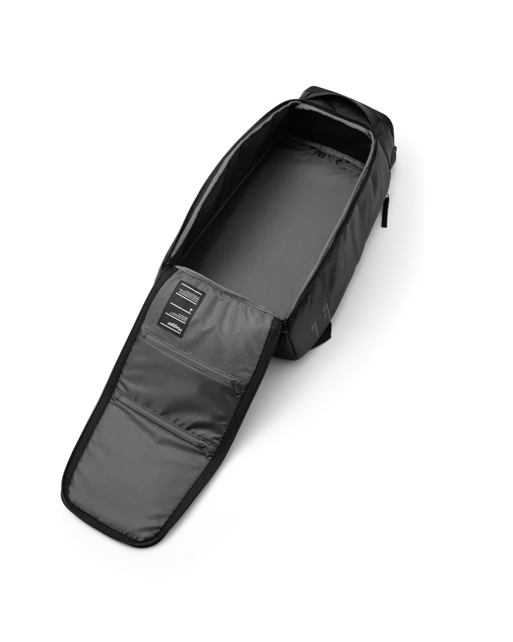 Db Journey - Hugger Backpack 30L Black Out