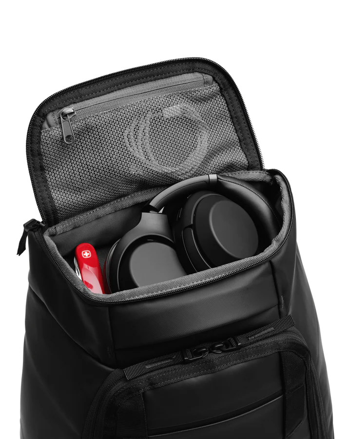 Db Journey - Hugger Backpack 30L Black Out