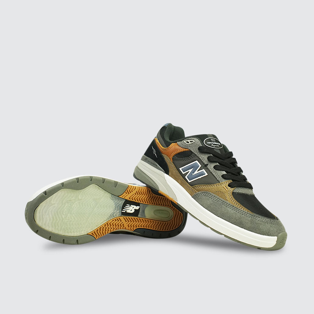 New Balance Numeric - Andrew Reynolds 933 Tan/Grey