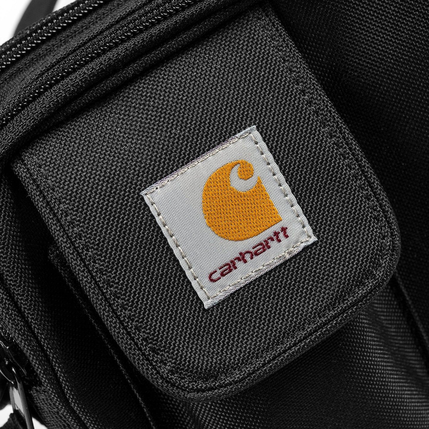 Carhartt WIP Essential laukku, C-logo yksityiskohta