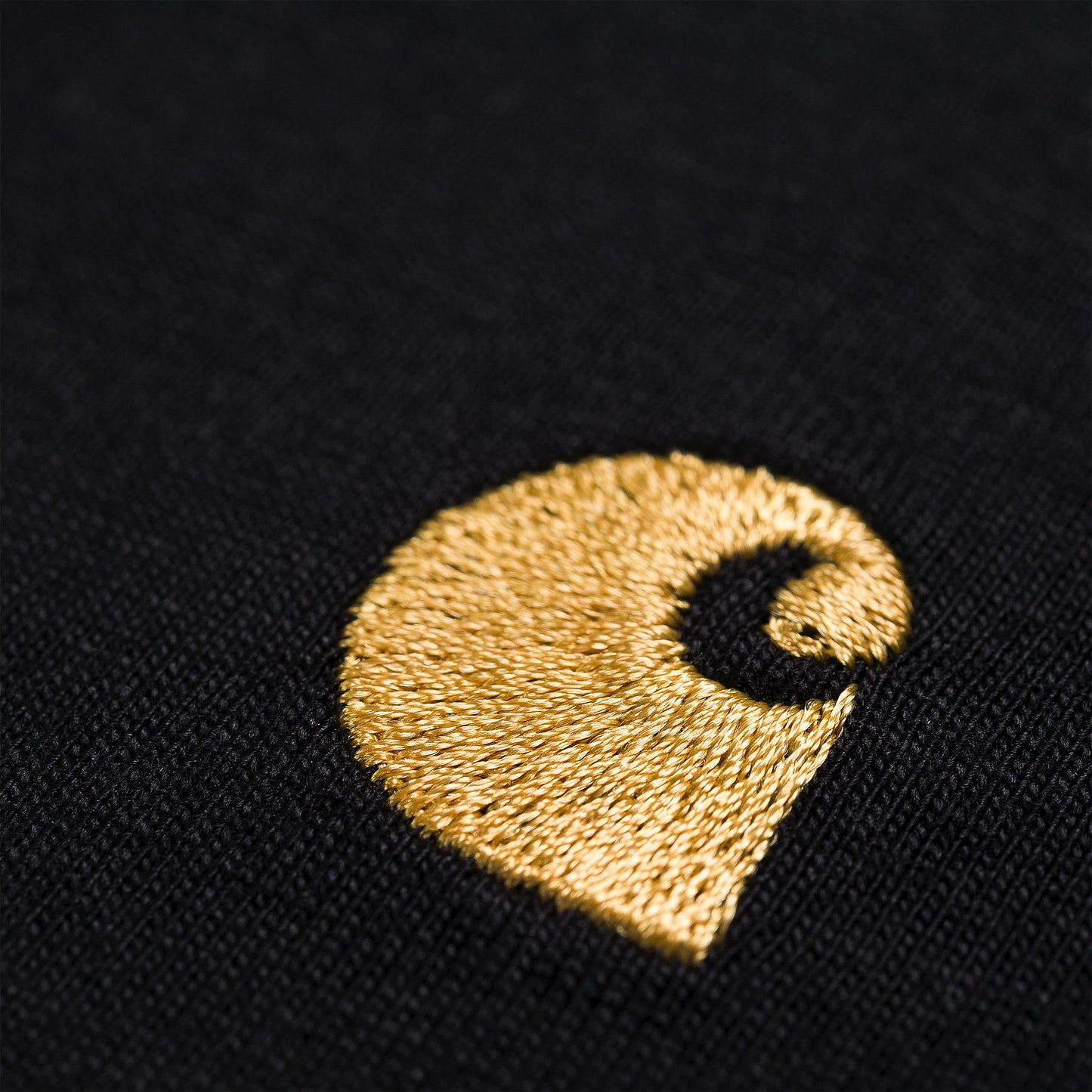 Carhartt WIP chase t-paita, kultainen C-logo rinnassa